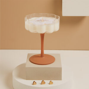 Candela in bicchiere beige