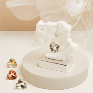 Statua innamorati base silver