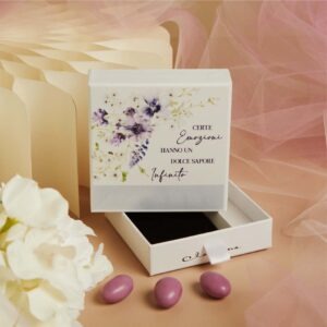 SCATOLA CONFETTATA FIORI LILLA