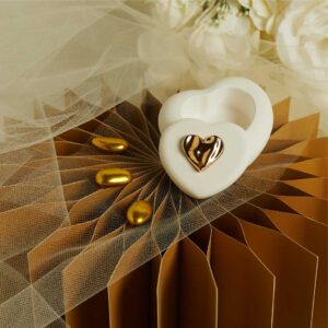 SCATOLINA CUORE CON APPLICAZIONE ORO