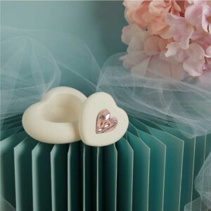 SCATOLINA CUORE CON APPLICAZIONE ROSA